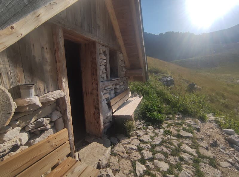 Abri refuge de Voya 4