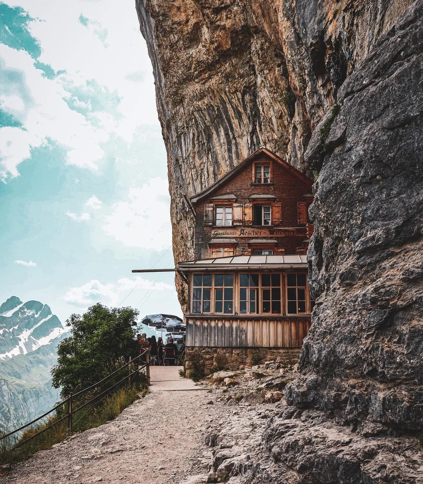 Aescher Guesthouse