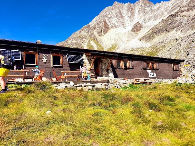 Cabane de la Tsa