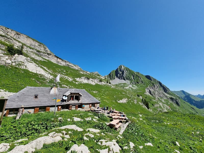 Cabane des Marindes 3