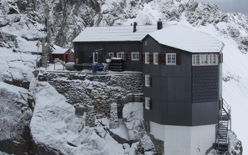 Cabane de Bertol 4