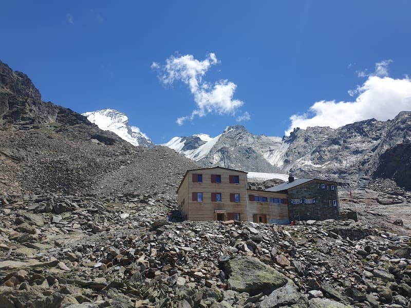 Domhütte 3