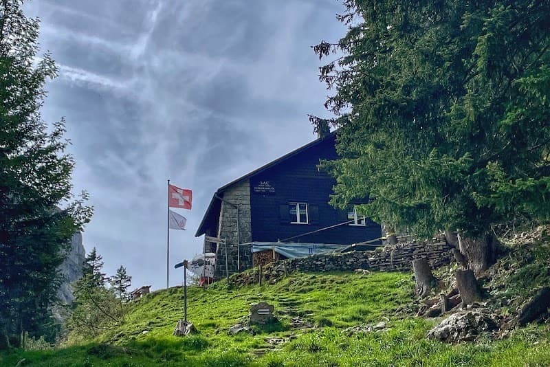 Hundsteinhütte 4