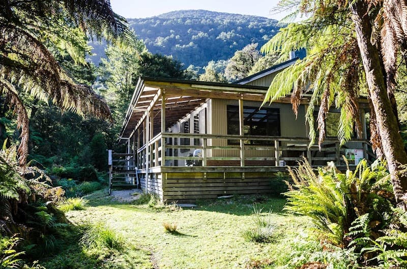 Lake Alabaster Hut