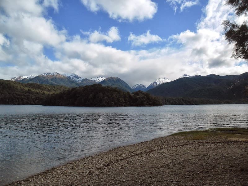 Lake Poteriteri Hut 4