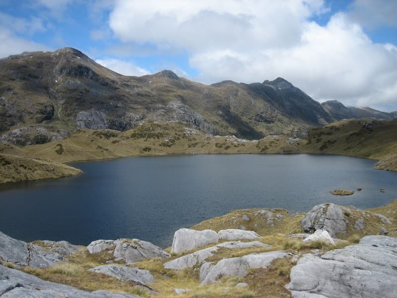 Lake Roe Hut 3