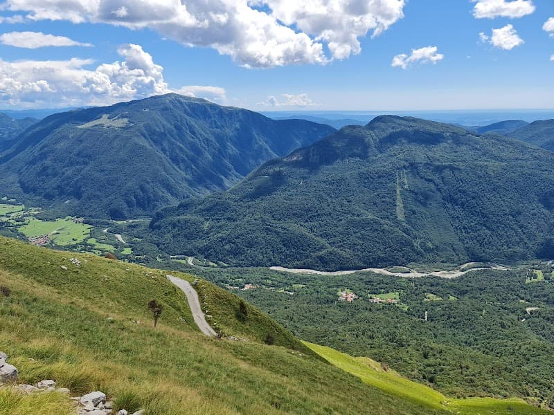 Lovska koča na Miji 4