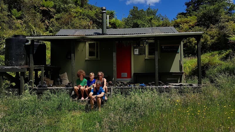 Mangamate Hut
