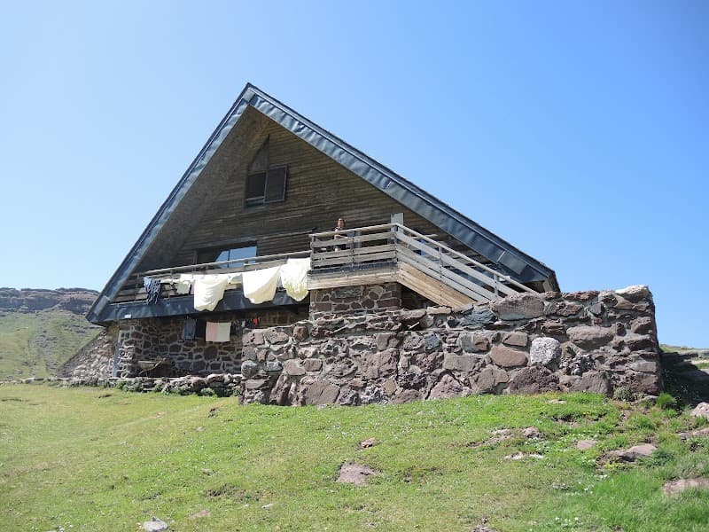 Refuge d 'Arlet 3