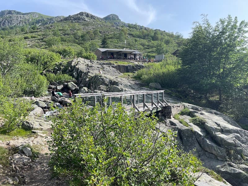 Refuge de Manganu 3