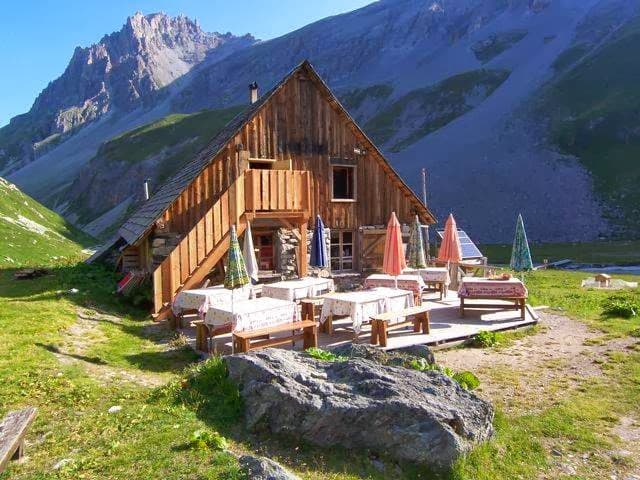 Refuge du Saut