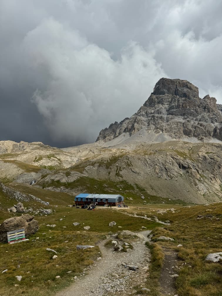 Refuge de Chambeyron 3