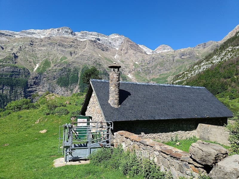 Refuge de la Larri 5