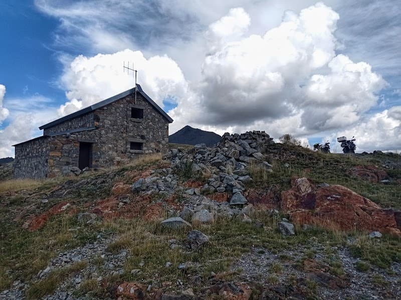 Refugio de Urdiceto 3