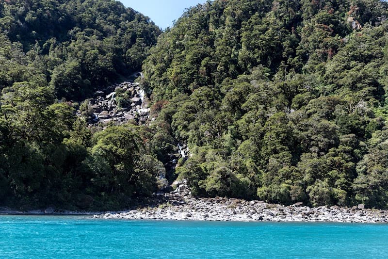 Roaring Billy Hut