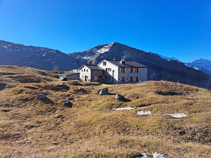Rugghubelhütte 4