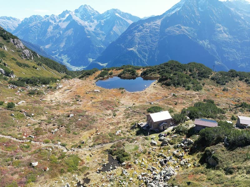 Sunniggrathütte 4