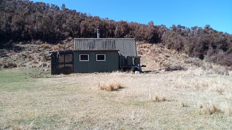 Te Pourewa Hut 2
