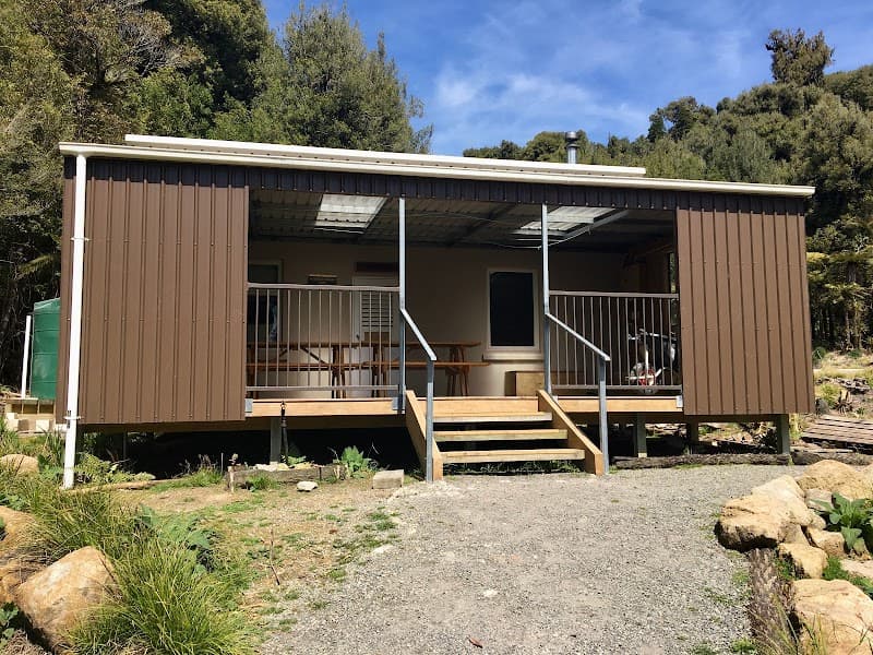Te Whare Okioki Hut