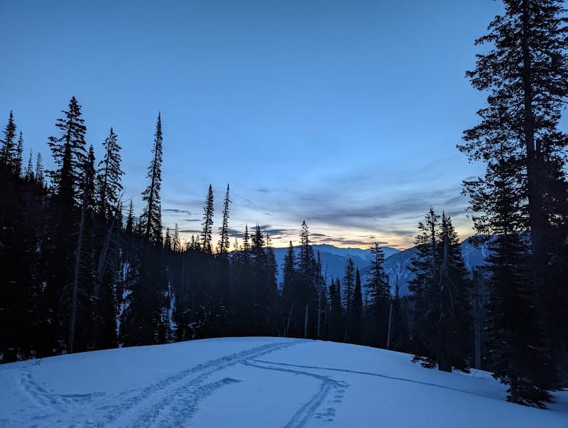 Tunnel Creek Hut
