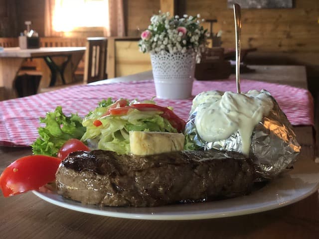 Winterhütte 3