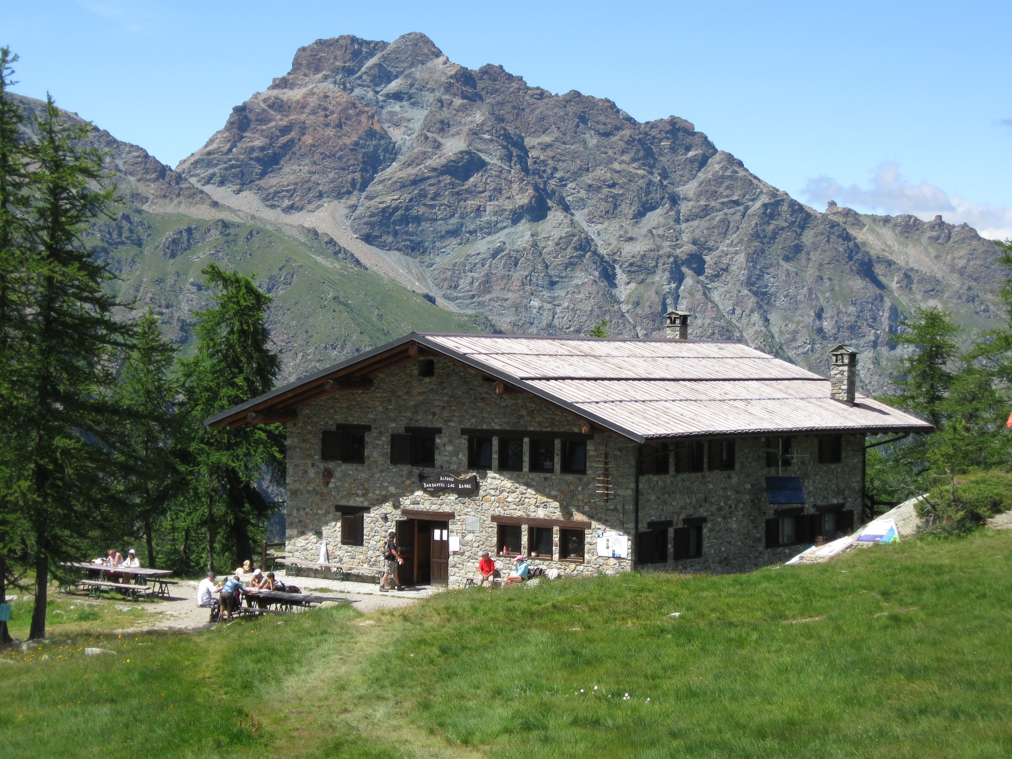 Cabane de Maisons Vieilles